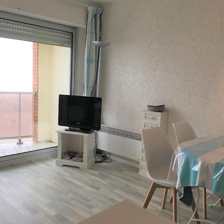 Fort-Mahon-Plage: Studio Balcon, Equipements Complets, Parking Prive - Fr-1-482-12 Eksteriør billede